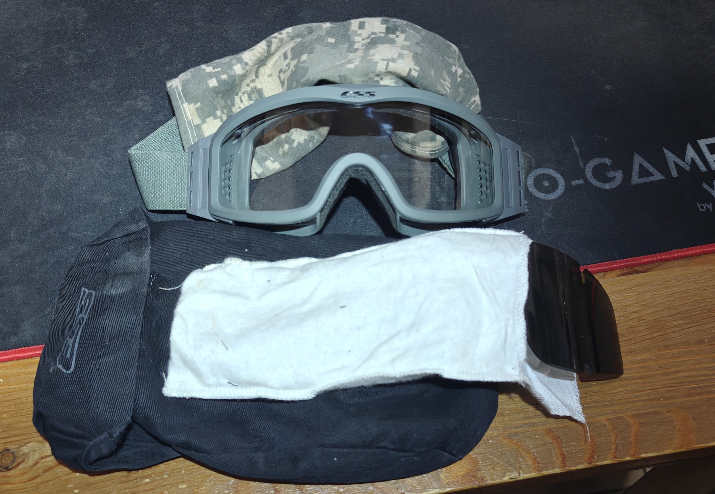 Gogle ESS NVG APEL acu/UCP US army